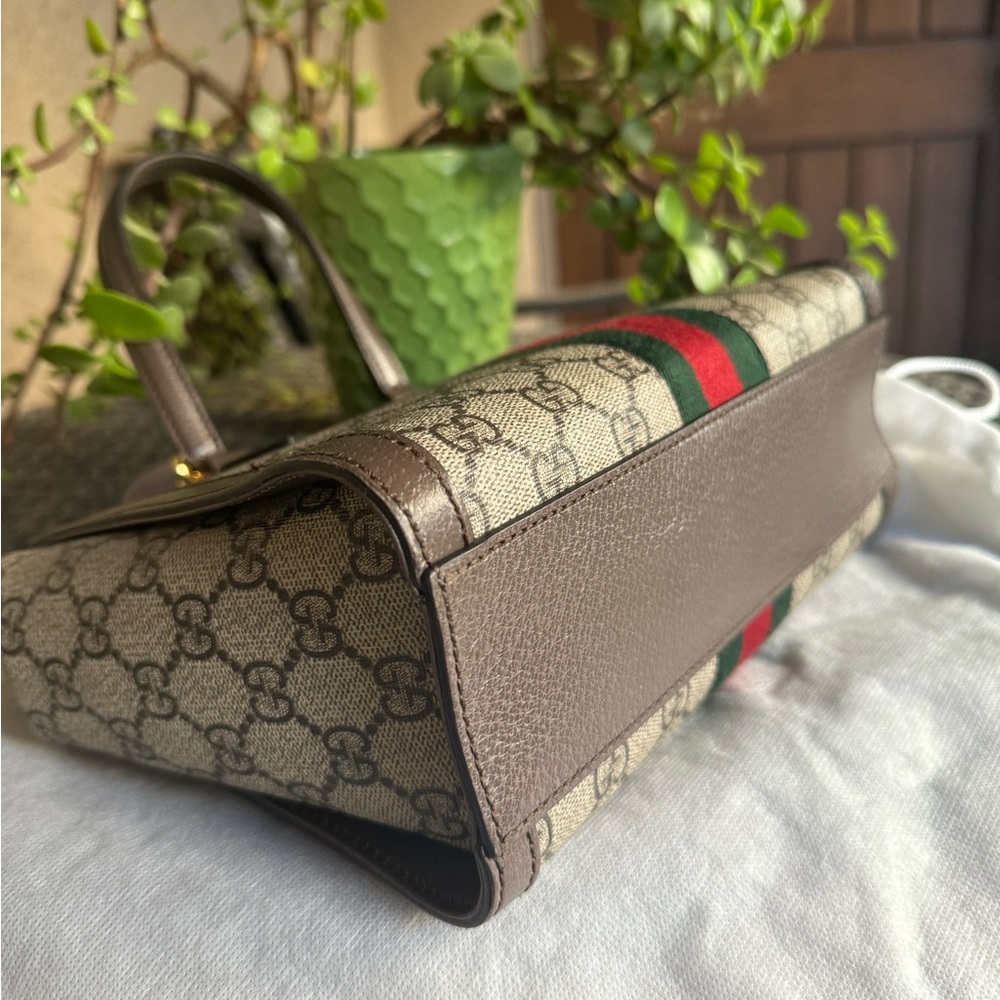 GUCCI Ophidia GG Supreme Monogram Small satchel. - Picture 6 of 14
